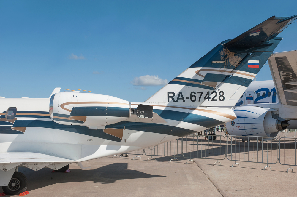 Sebuah jet Citation yang menunjukkan nomor ekor "RA" (terdaftar di Rusia) ditampilkan di MAKS 2019 International Air Show. Gambar: Shutterstock